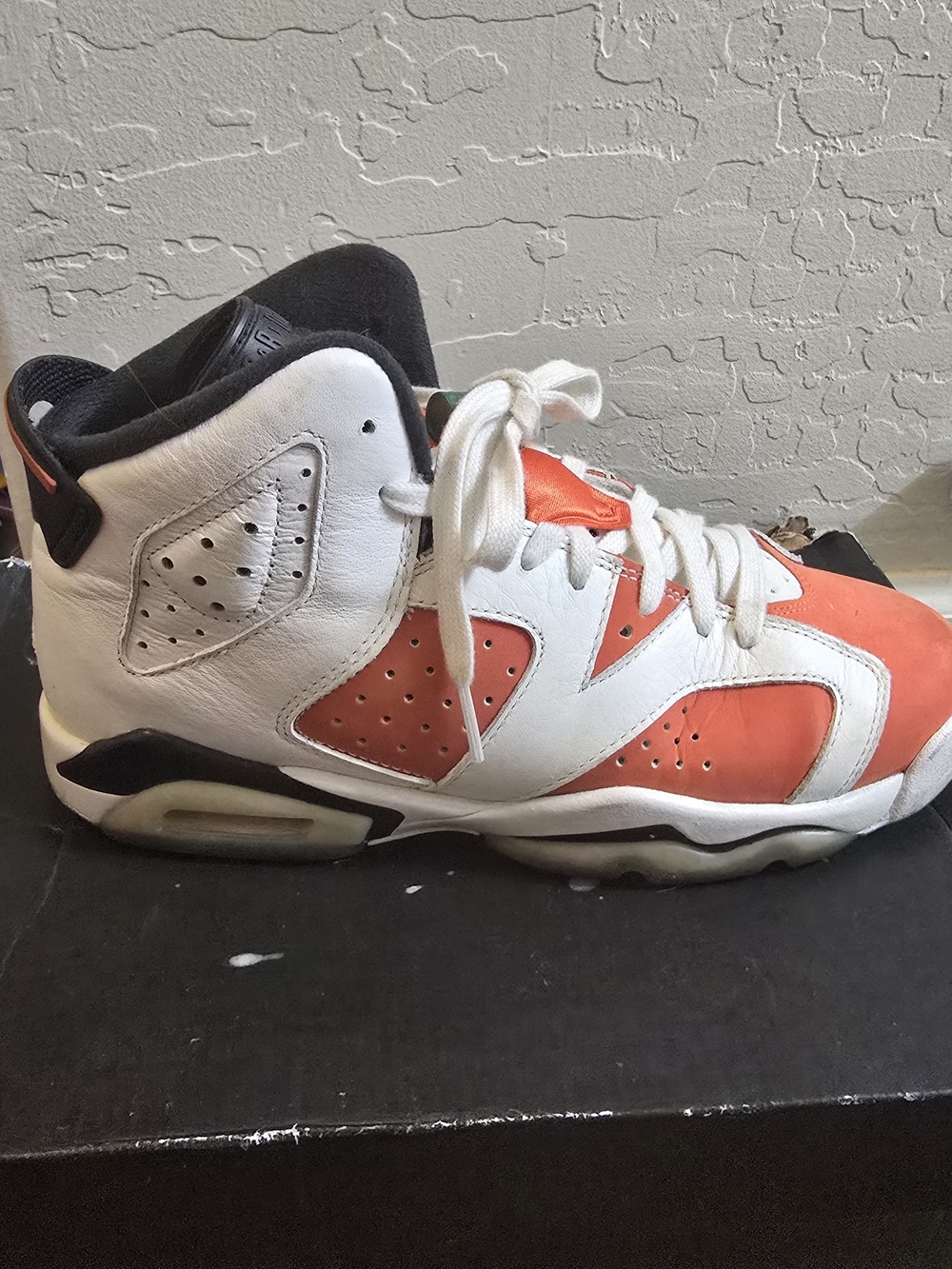 Air Jordan 6 Retro BG 5.5Y Basketball Shoes - Picture 4 of 10